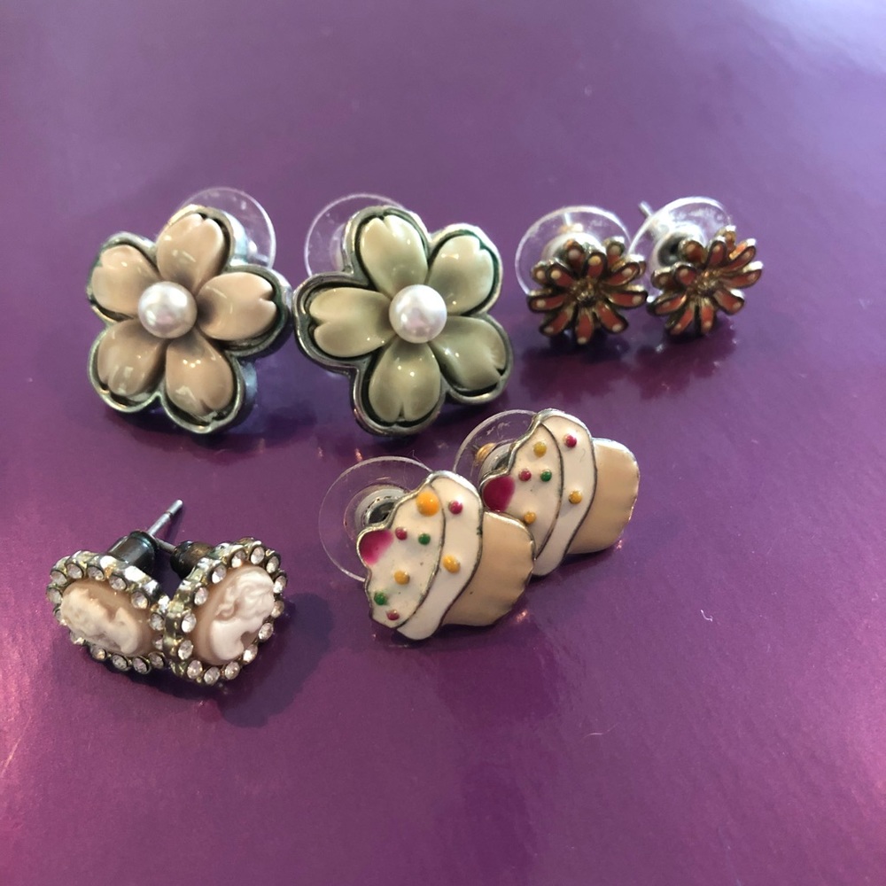 Bundle of 4 Pairs Boutique Spring Earrings!